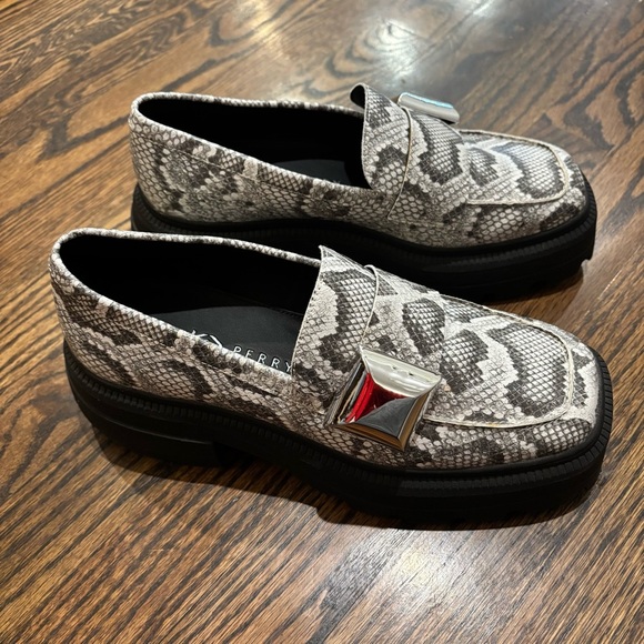 Katy Perry Geli Combat Loafer snakeskin chunky lug sole urban chic 8.5 - Picture 5 of 5